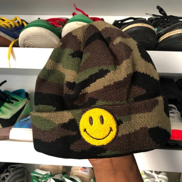 CHINATOWN MARKET X SMILEY Camouflage Beanie - Picture 1 of 5